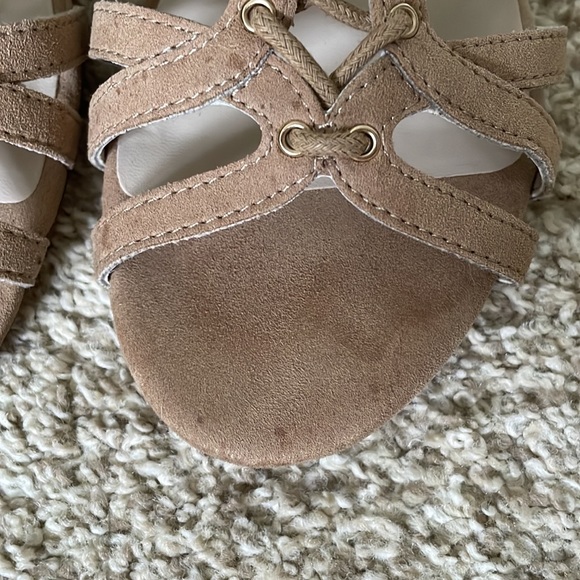 📦 🚚 EVERYTHING MUST GO! Kenneth Cole Suede Sandals | 8.5 - Picture 5 of 6